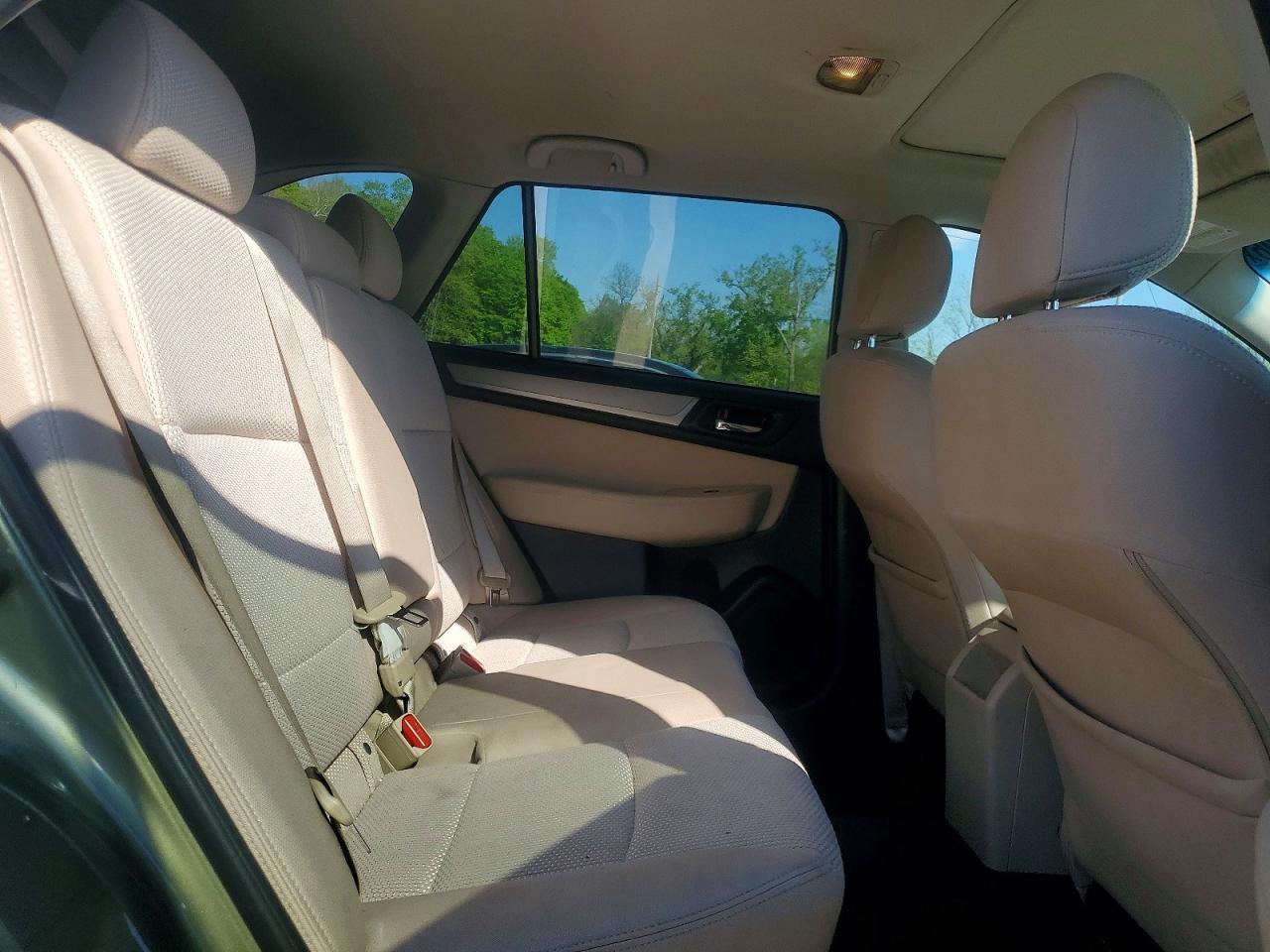 Subaru Outback 2.5i Premium