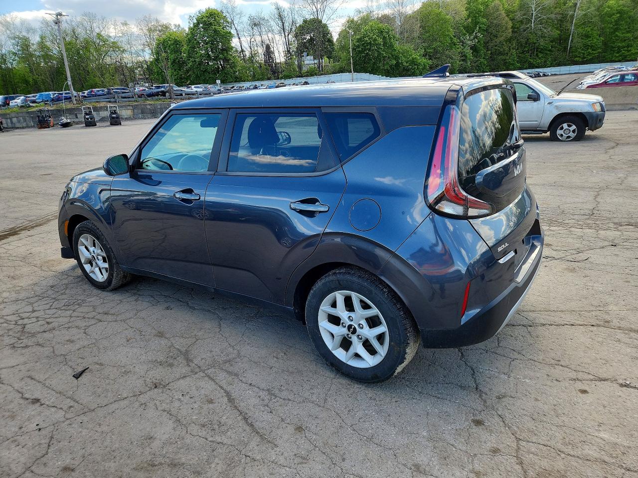 Kia Soul Lx