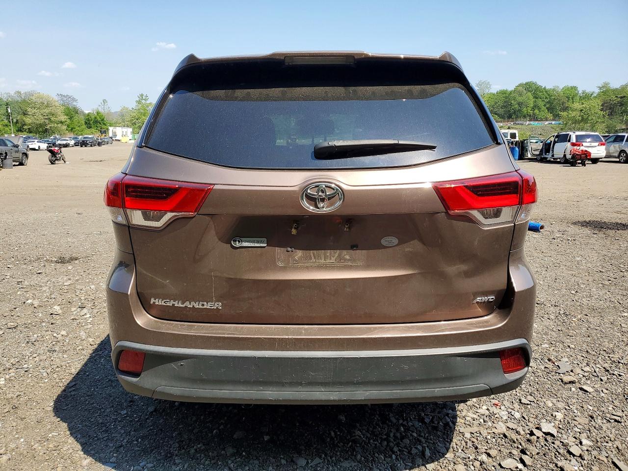 Toyota Highlander Le