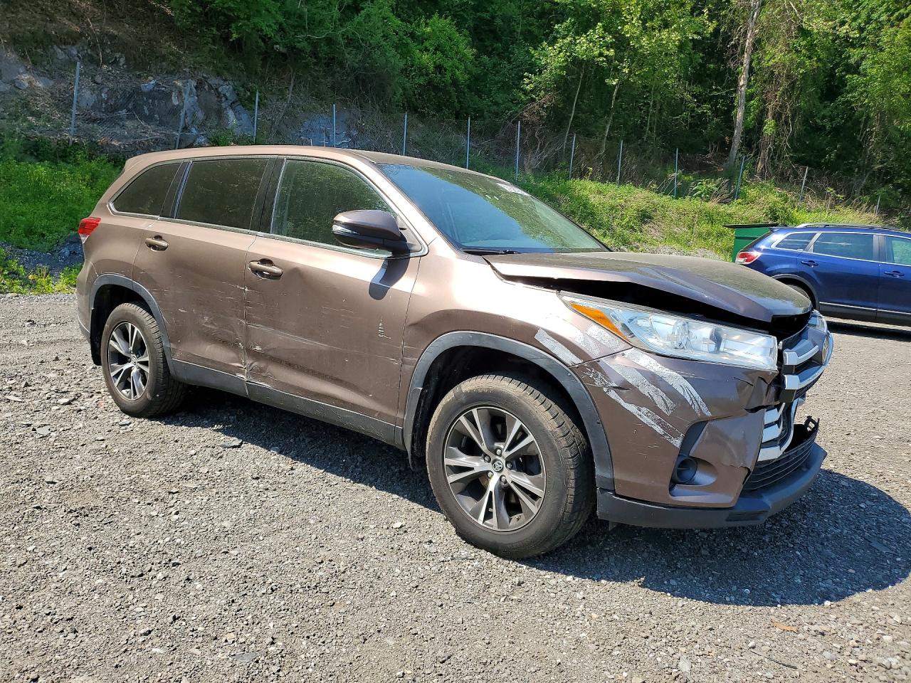 Toyota Highlander Le
