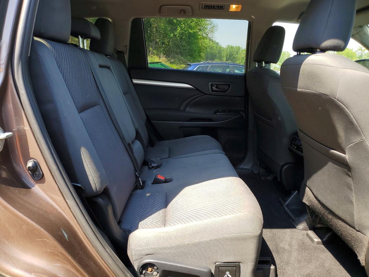 Toyota Highlander Le