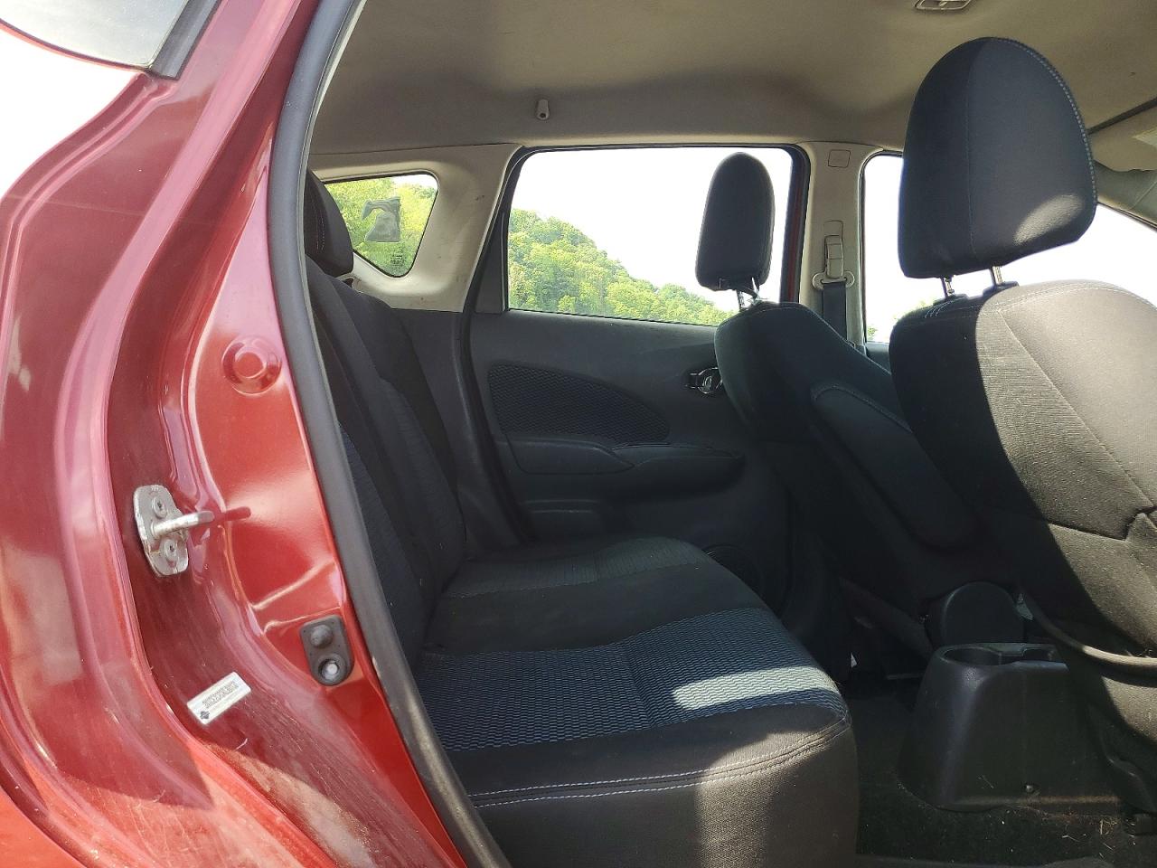 Nissan Versa Sv