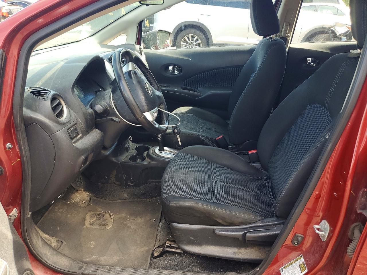 Nissan Versa Sv