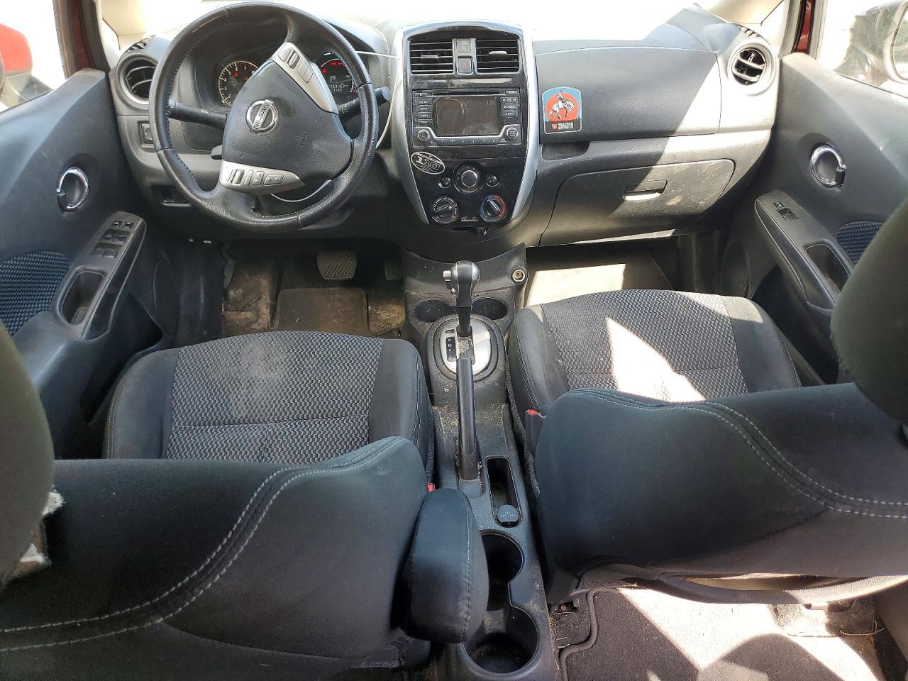 Nissan Versa Sv