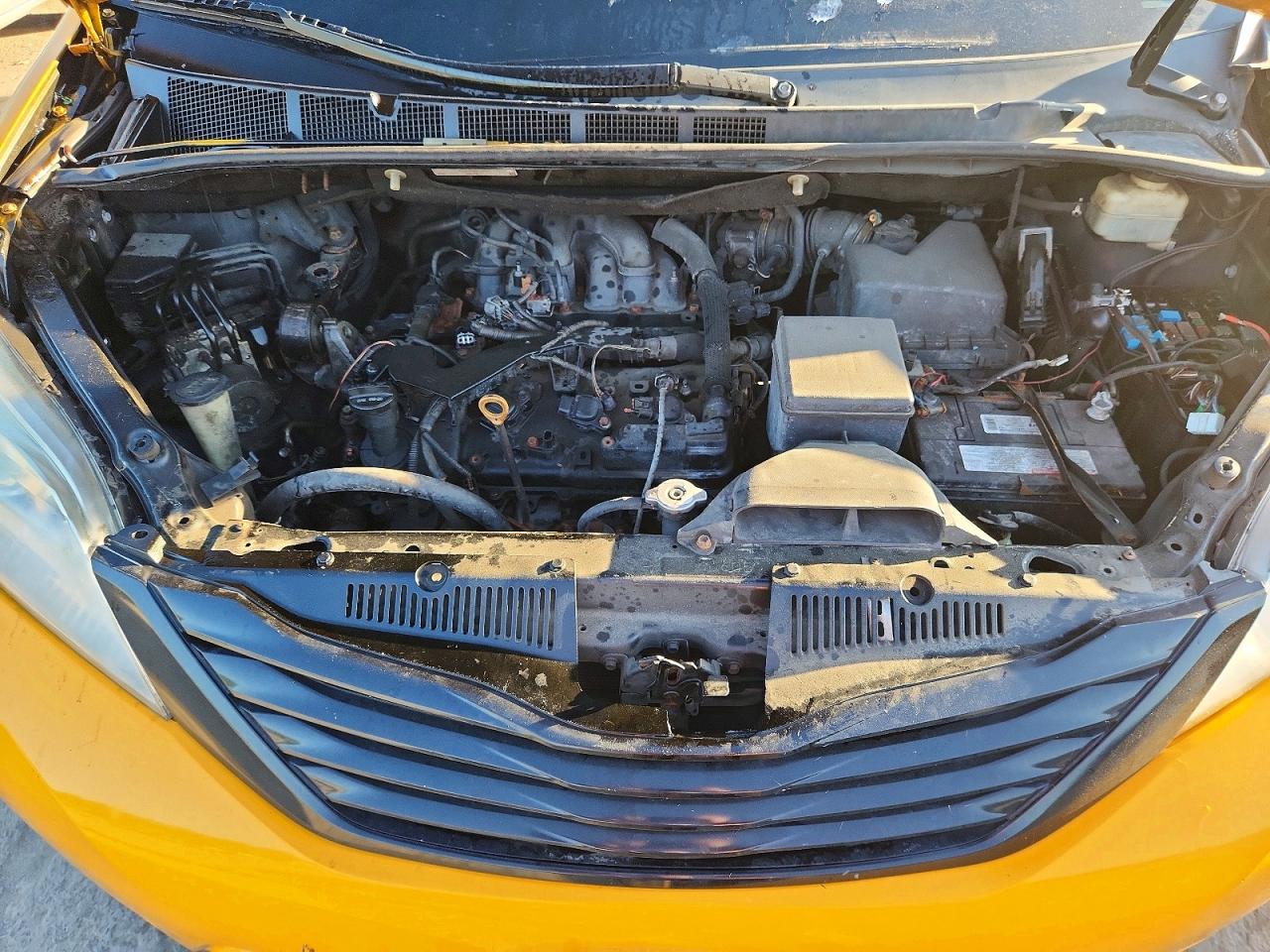 Toyota Sienna L 7-passenger
