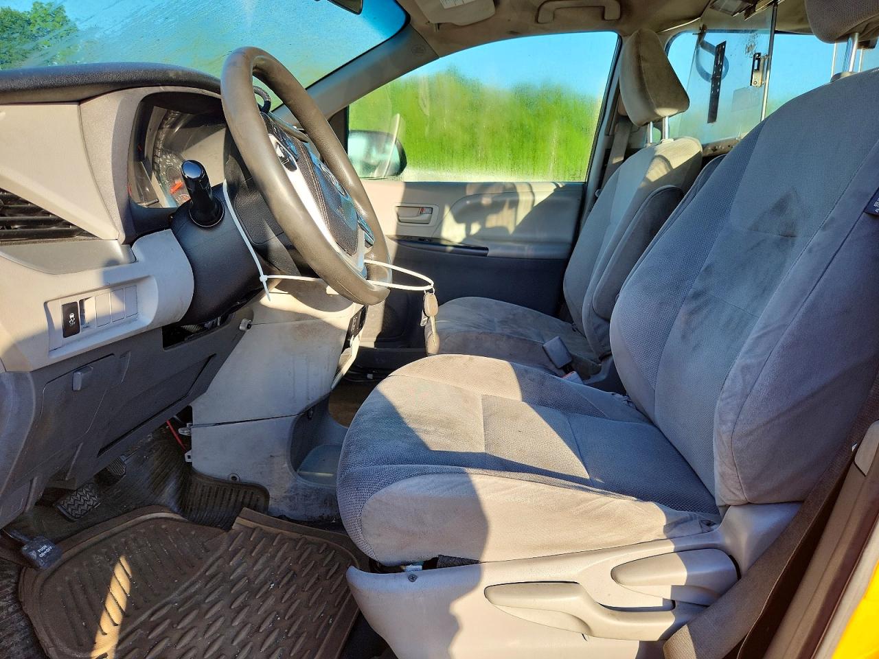 Toyota Sienna L 7-passenger
