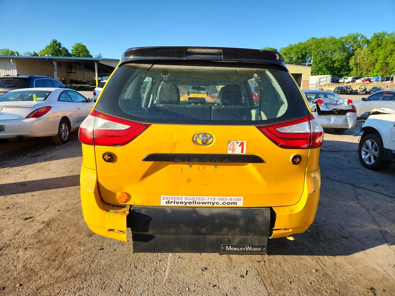 Toyota Sienna L 7-passenger