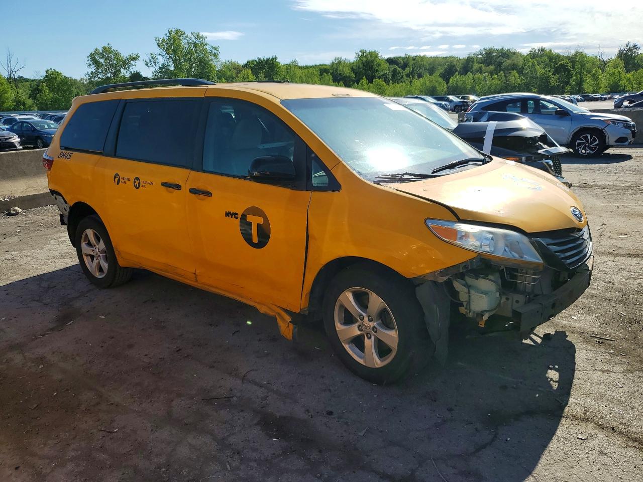 Toyota Sienna Le