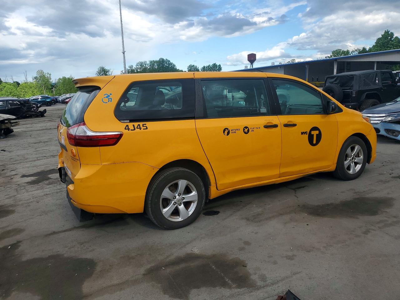 Toyota Sienna L 7-passenger