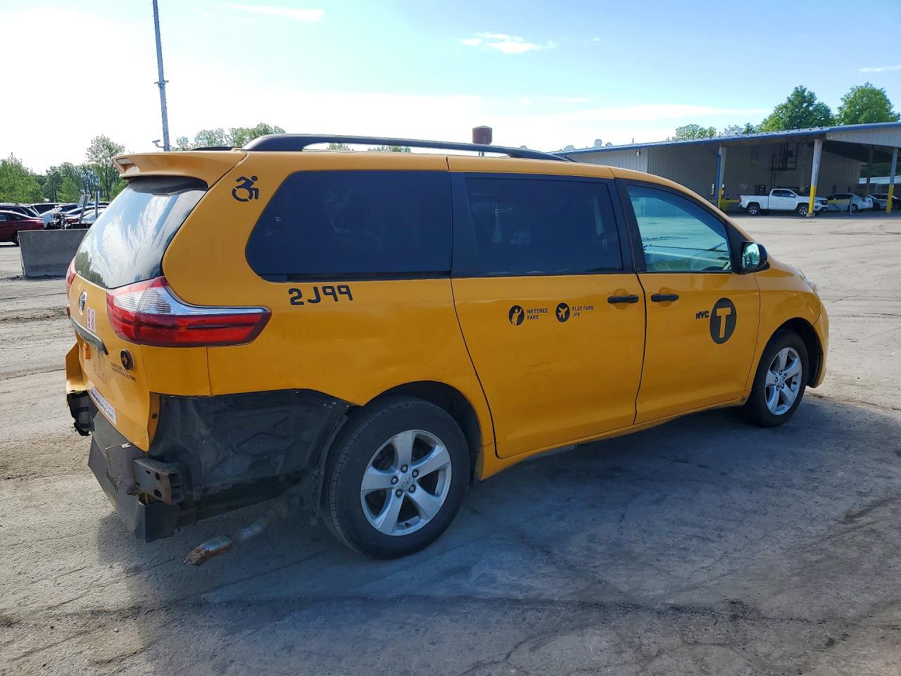 Toyota Sienna Le