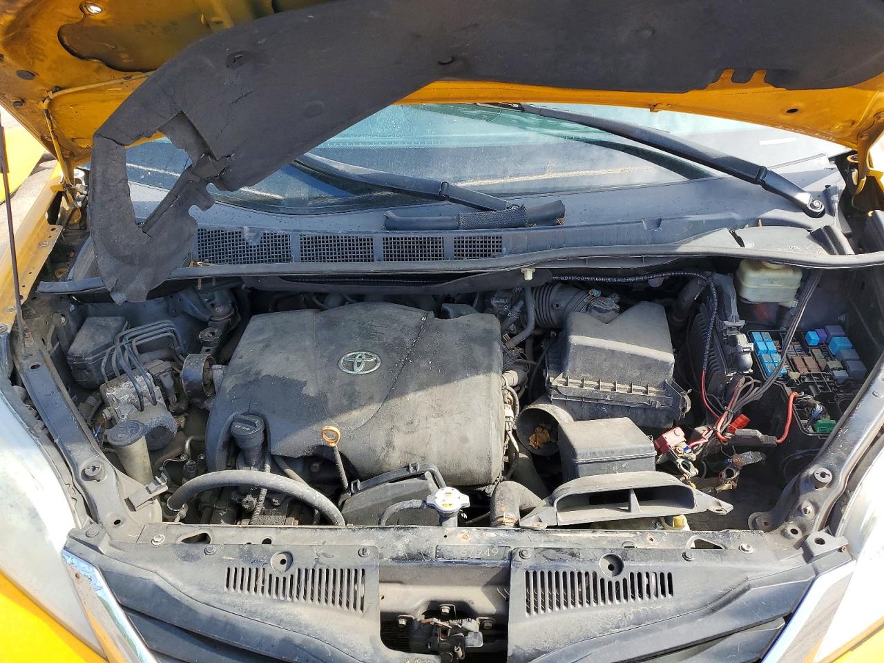 Toyota Sienna Le