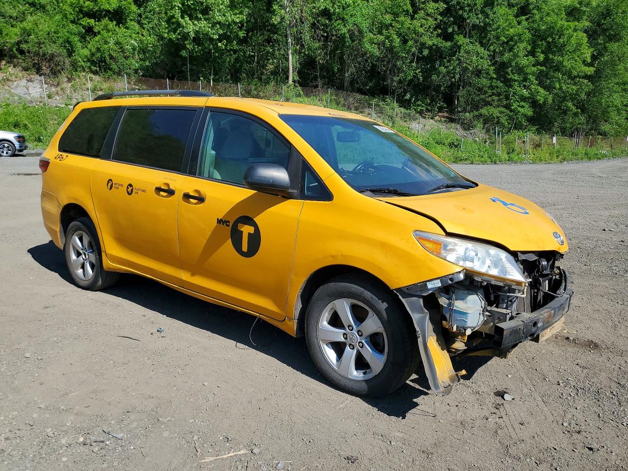 Toyota Sienna Le