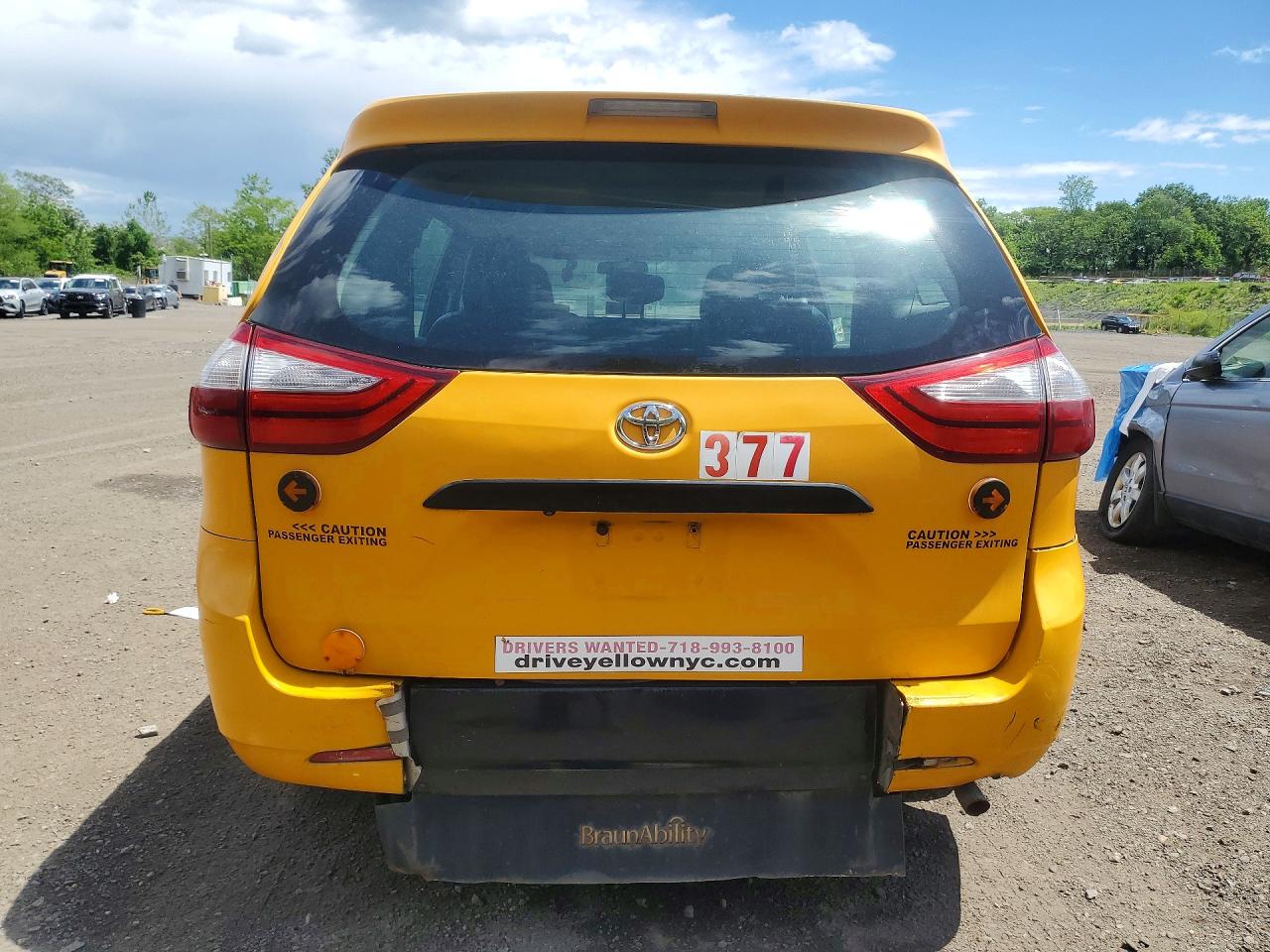 Toyota Sienna L 7-passenger