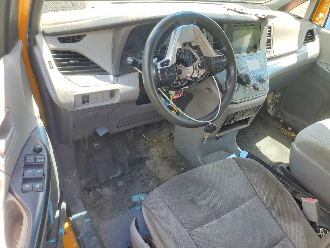 Toyota Sienna L 7-passenger