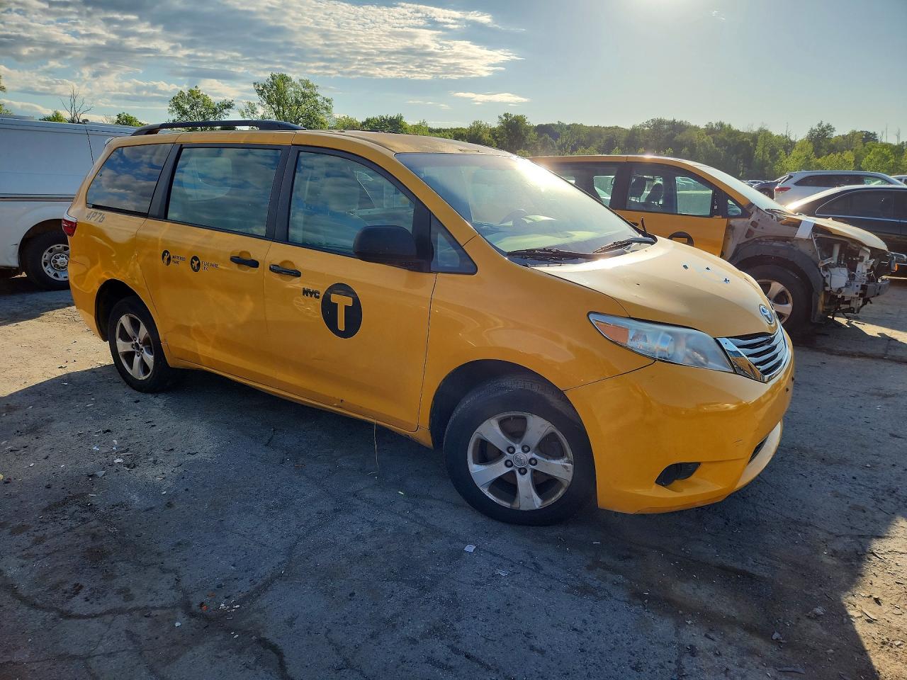Toyota Sienna Le