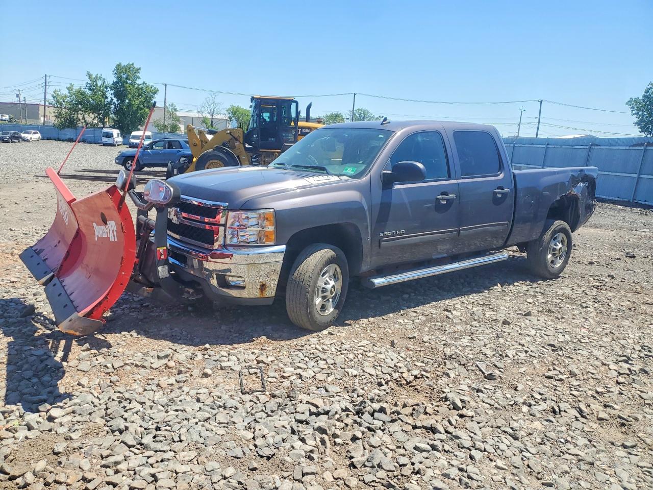 Salvage Chevrolet Silverado Image