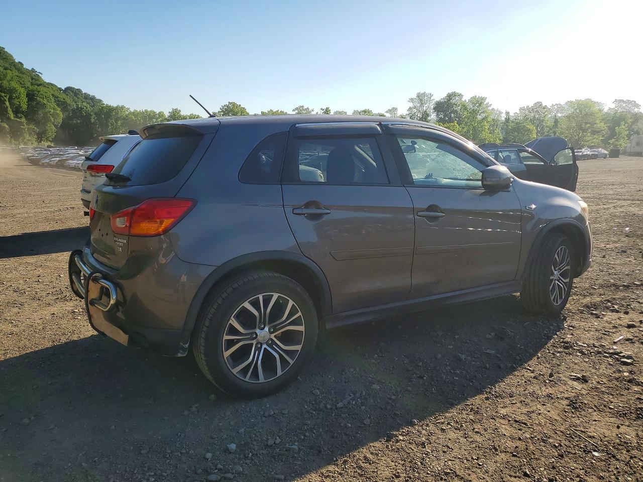 Mitsubishi Outlander Es