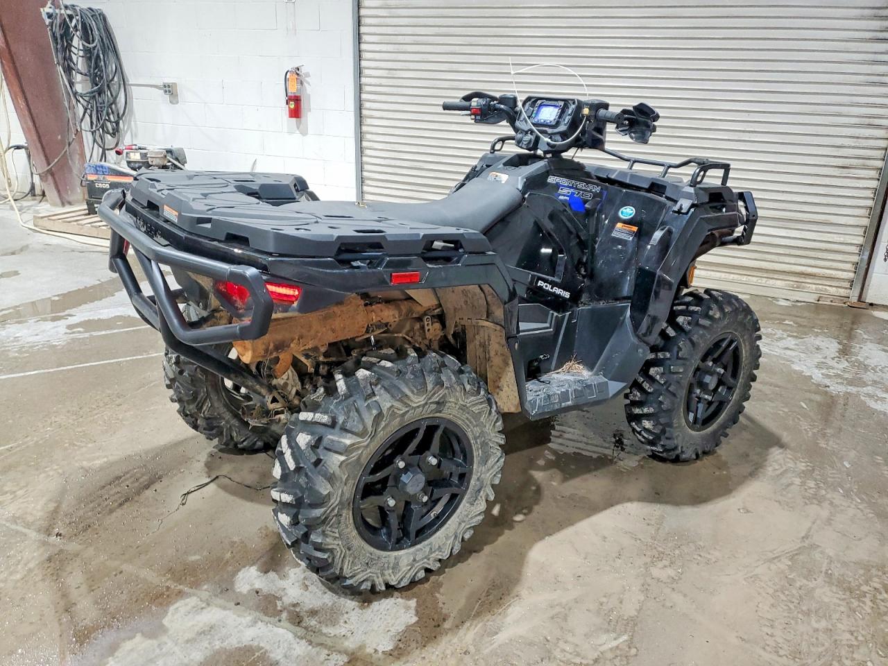 Polaris Atv