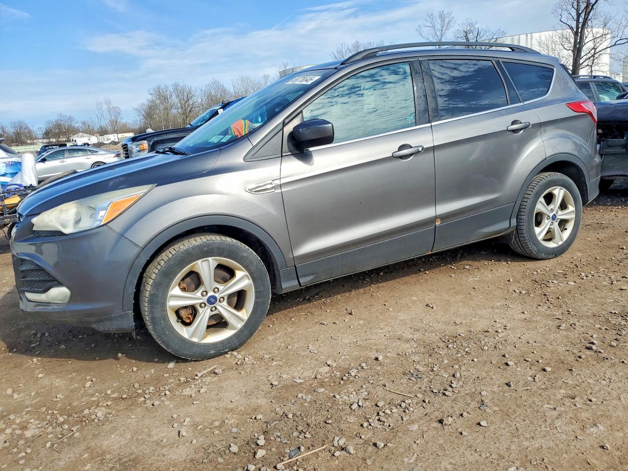 Salvage Ford Escape Image