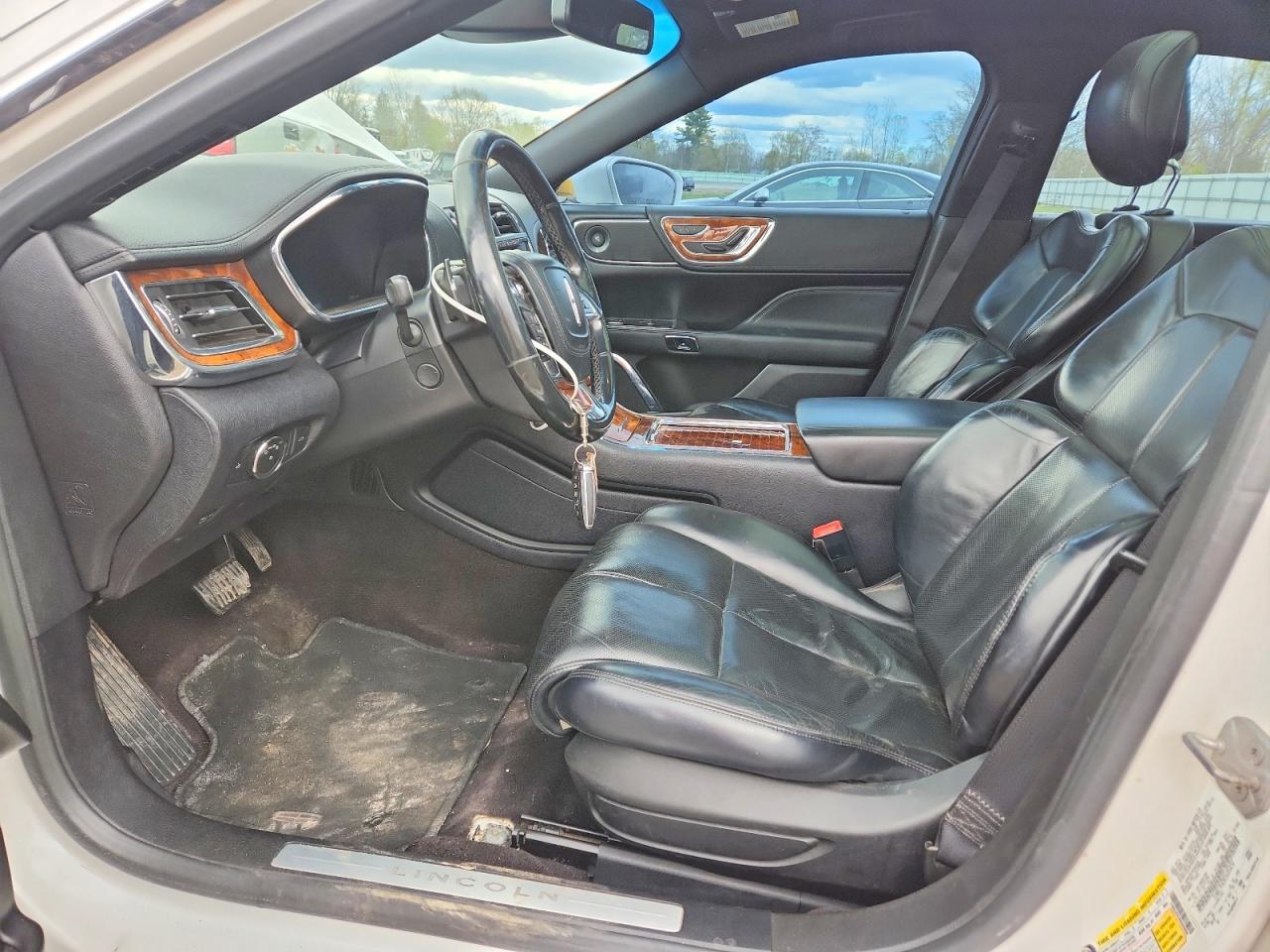Lincoln Continental Select