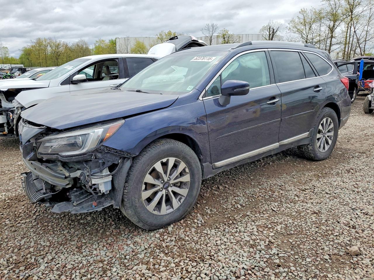 Salvage Subaru Outback Image