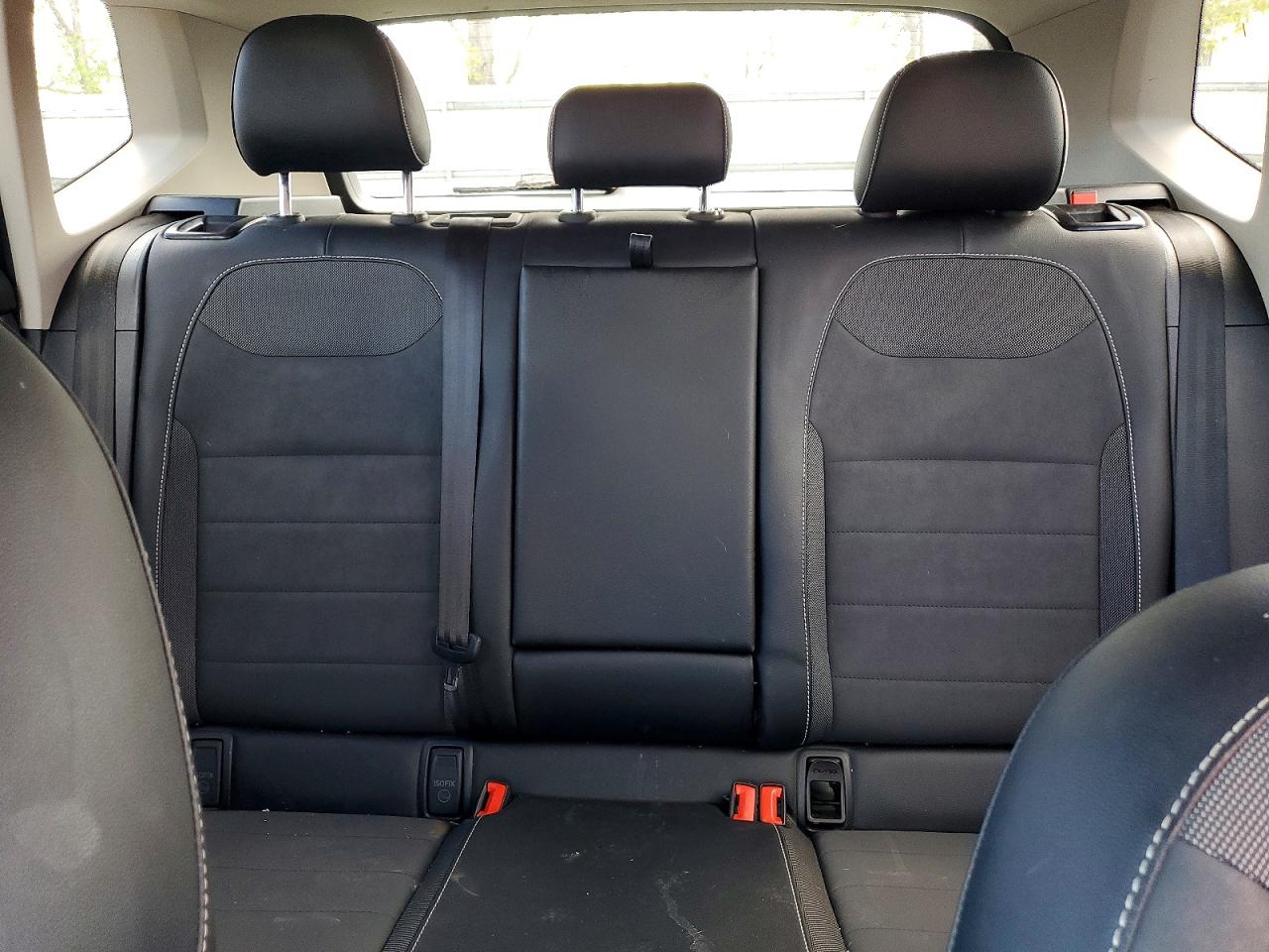 Volkswagen Taos Se