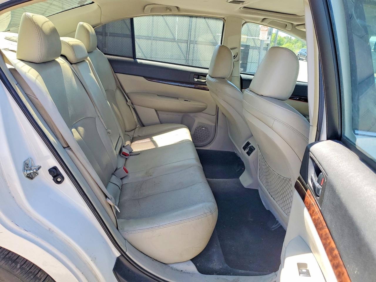 Subaru Legacy 2.5i Limited