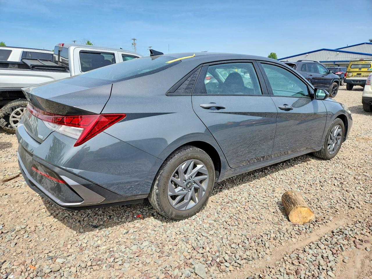 Hyundai ELANTRA Blue