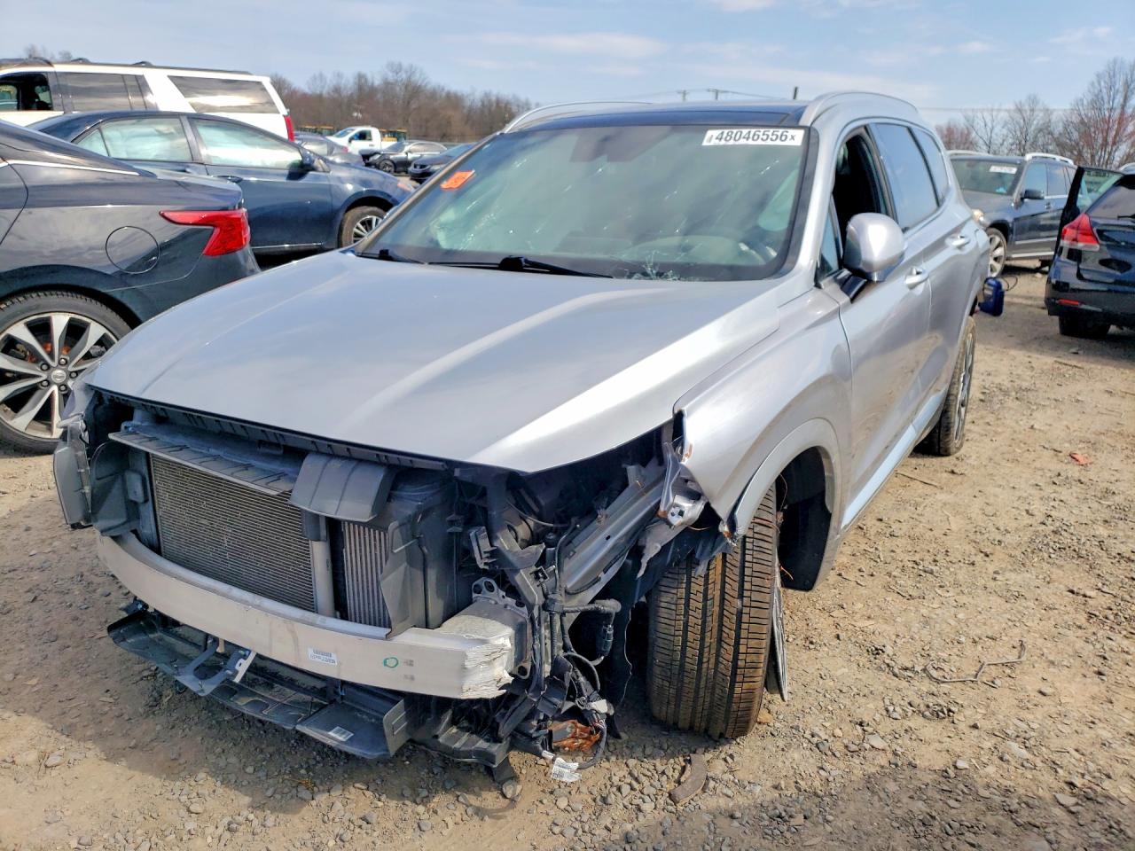 Salvage Hyundai SANTA FE Image