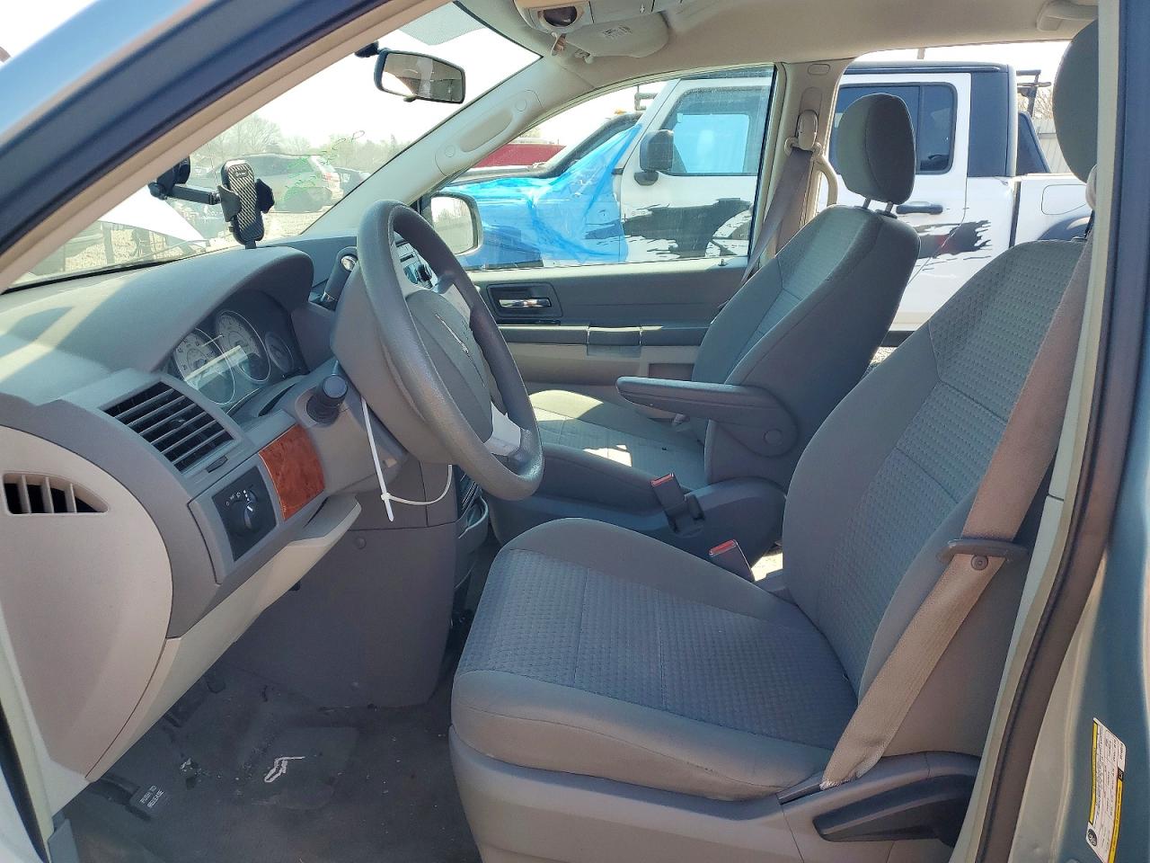 Chrysler Minivan Lx
