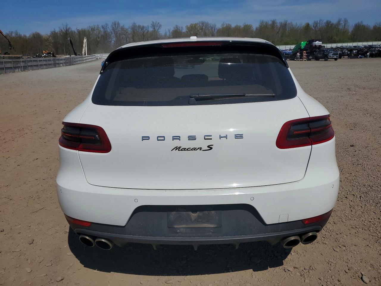 Porsche Macan S
