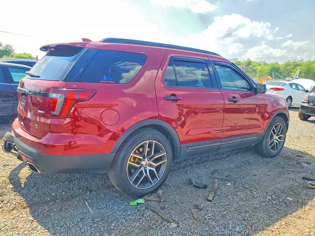 Ford Explorer Sport