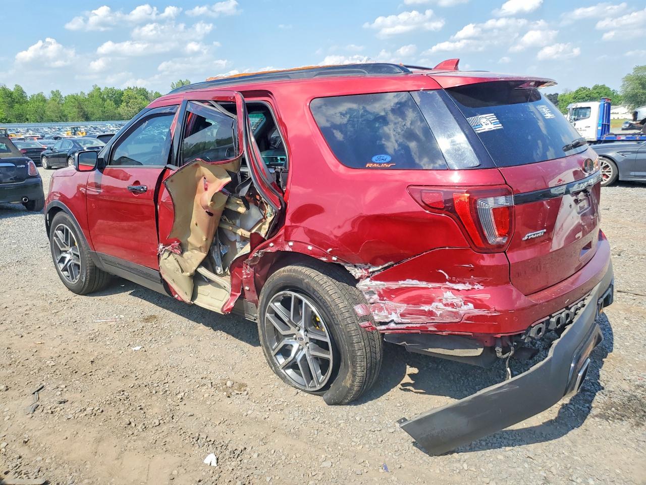 Ford Explorer Sport