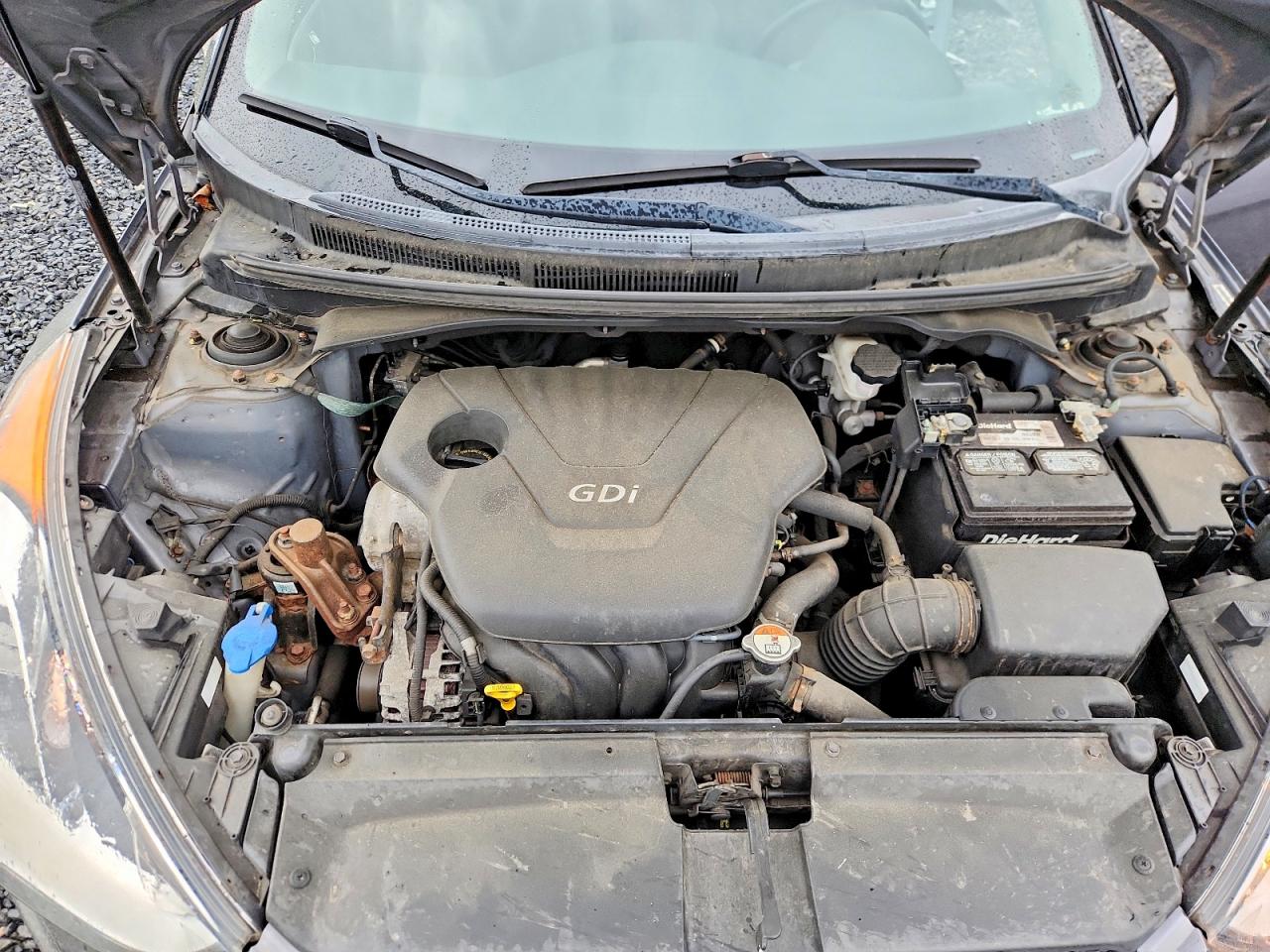 Hyundai VELOSTER Base