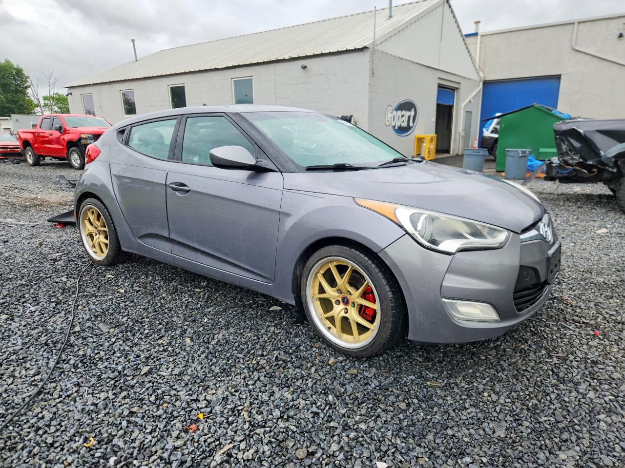Hyundai VELOSTER Base