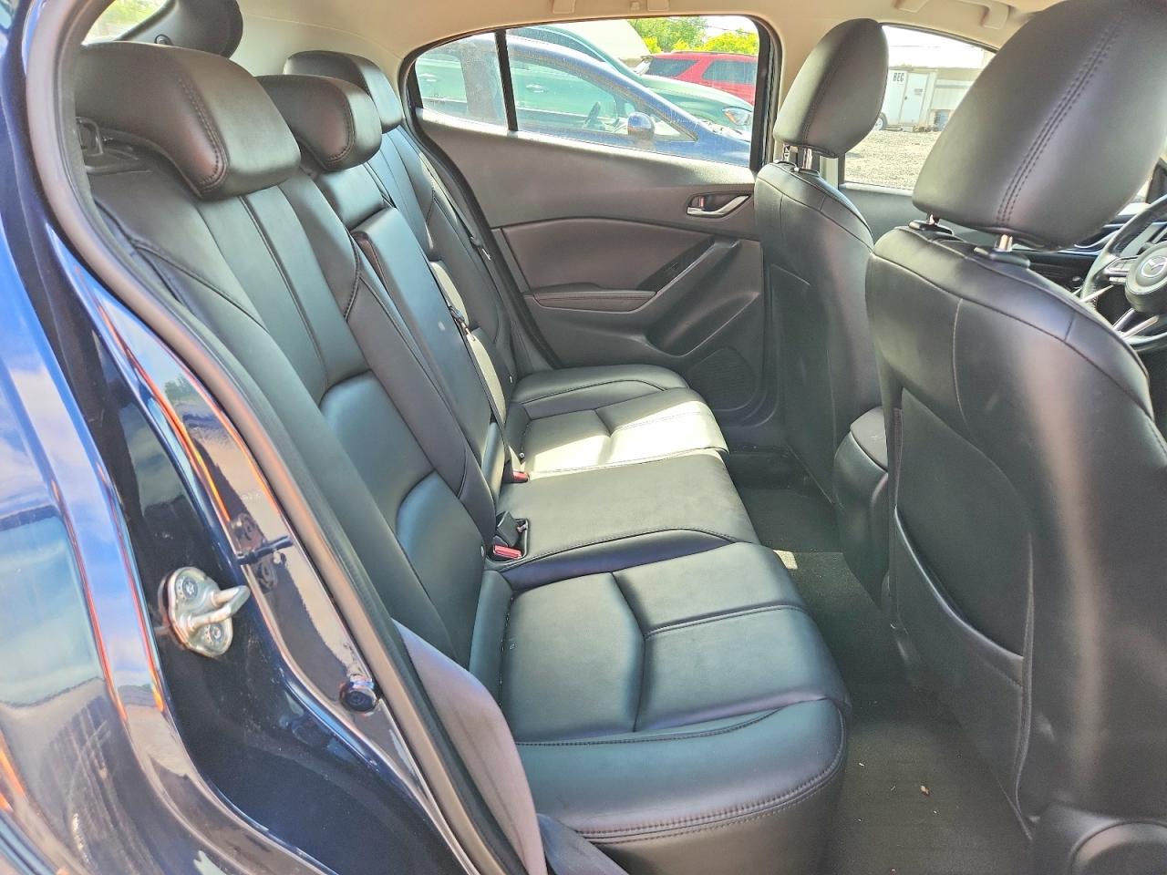 Mazda 3 Touring