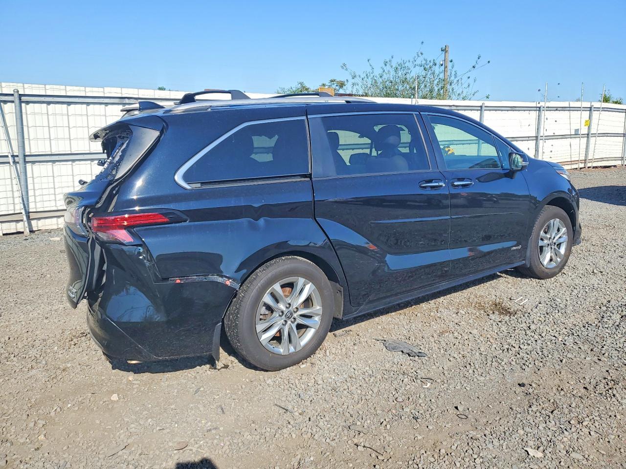 Toyota Sienna Limited 7-passenger