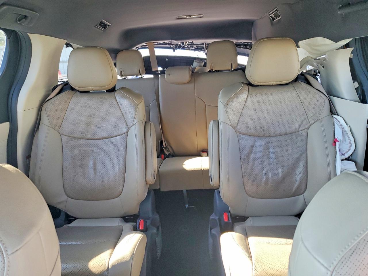 Toyota Sienna Limited 7-passenger