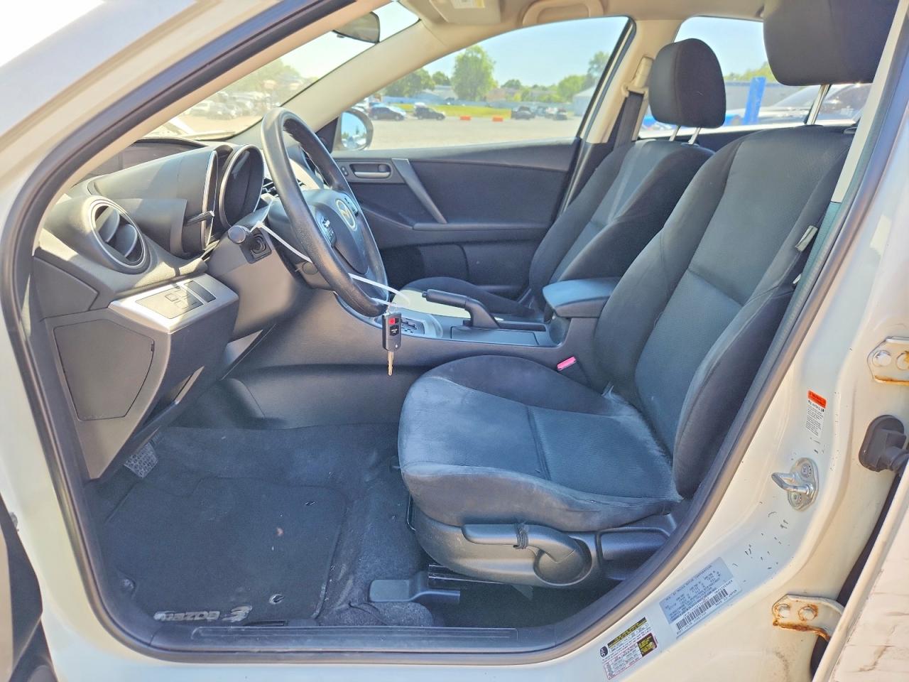 Mazda 3 I