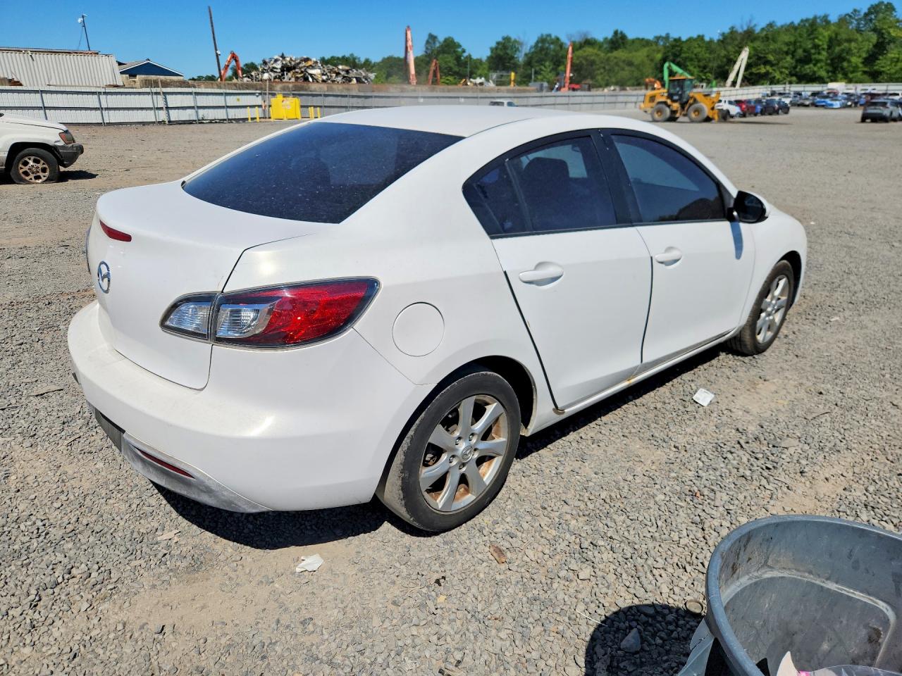 Mazda 3 I