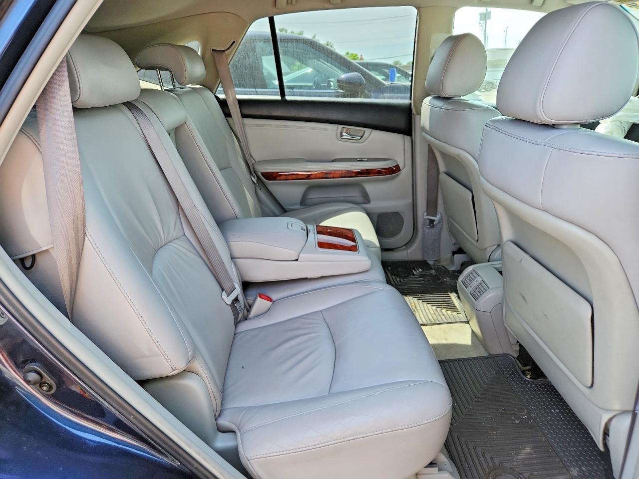 Lexus RX 330