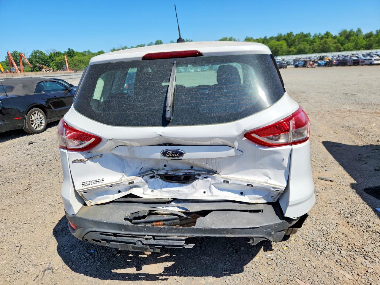 Ford Escape S
