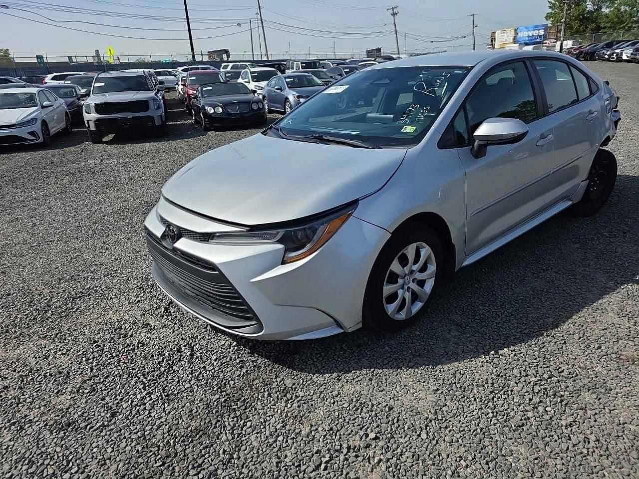 Salvage Toyota Corolla Image