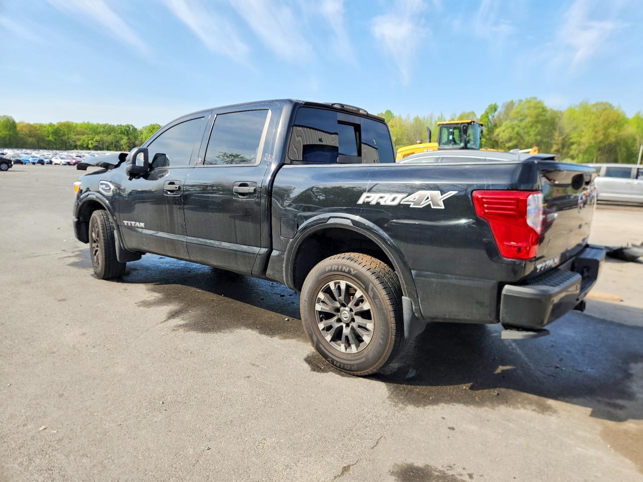 Nissan Titan S