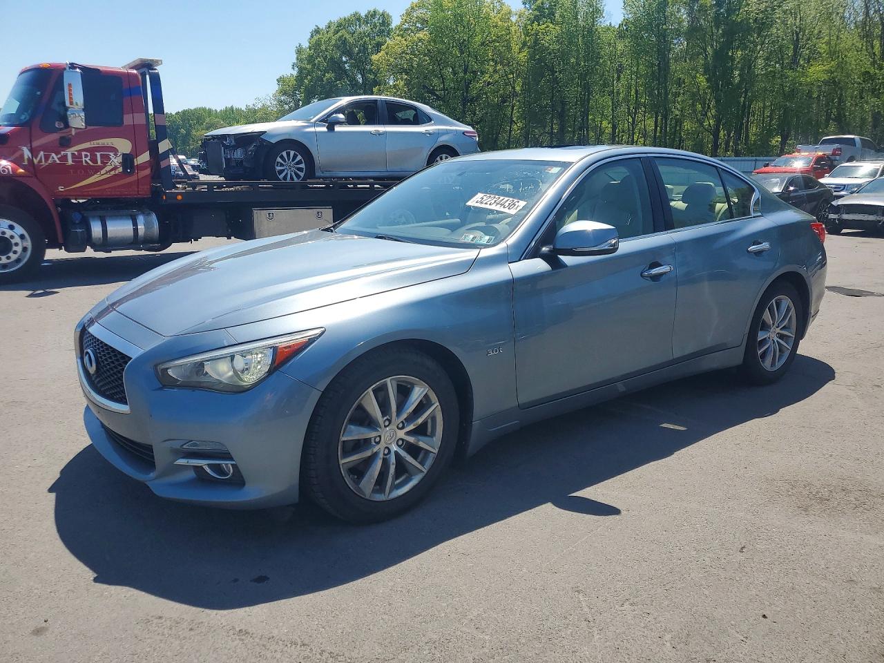 Salvage INFINITI Q50 Image