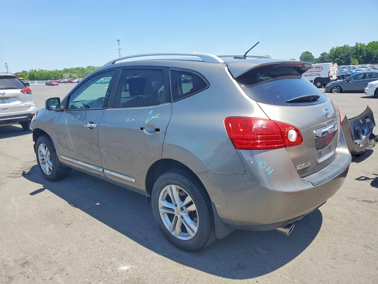 Nissan Rogue S