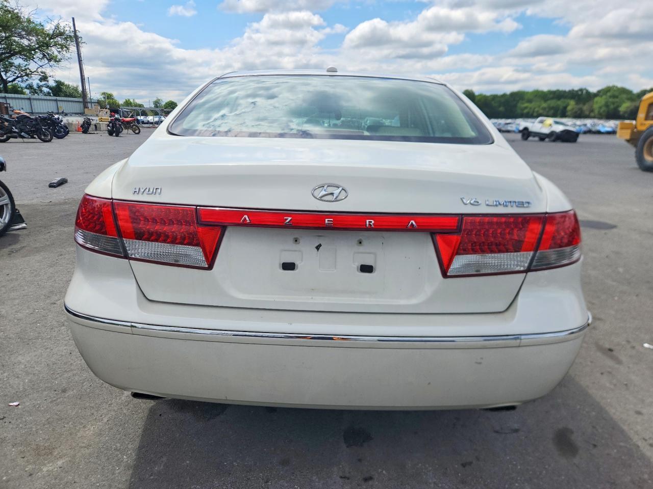 Hyundai Azera Se