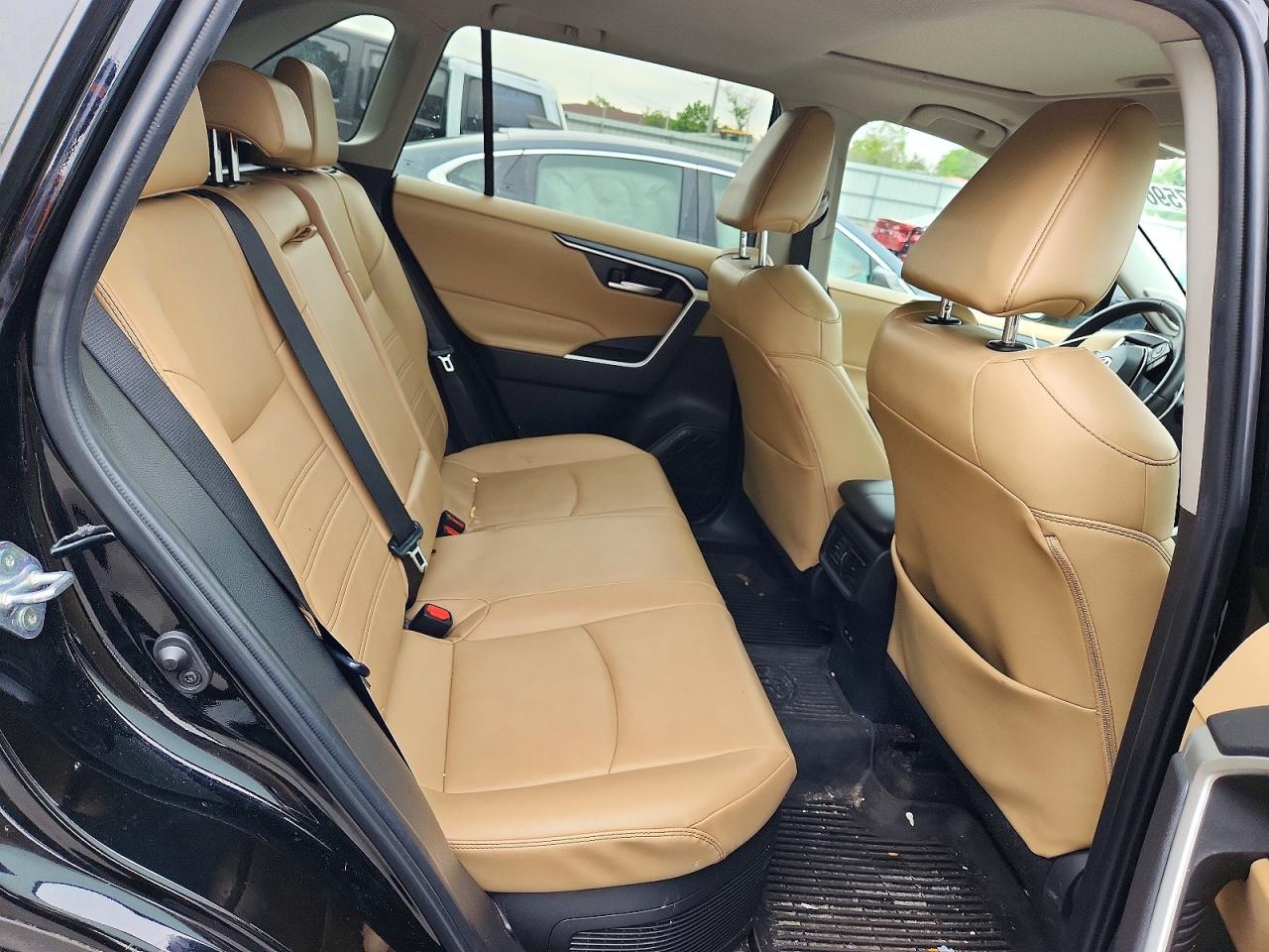 Toyota RAV4 Xle Premium