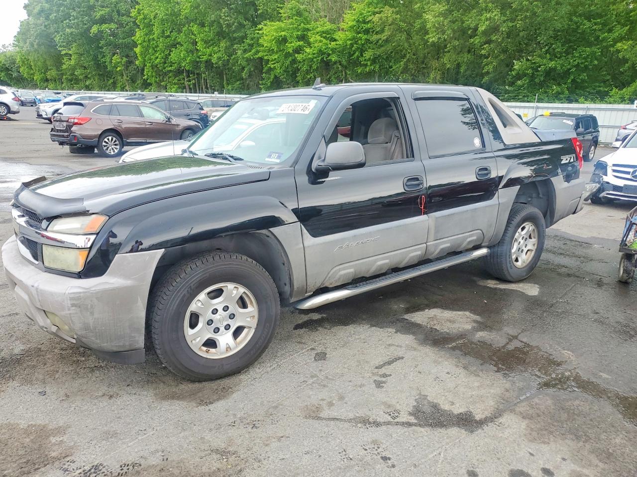 Salvage Chevrolet Avalanche Image