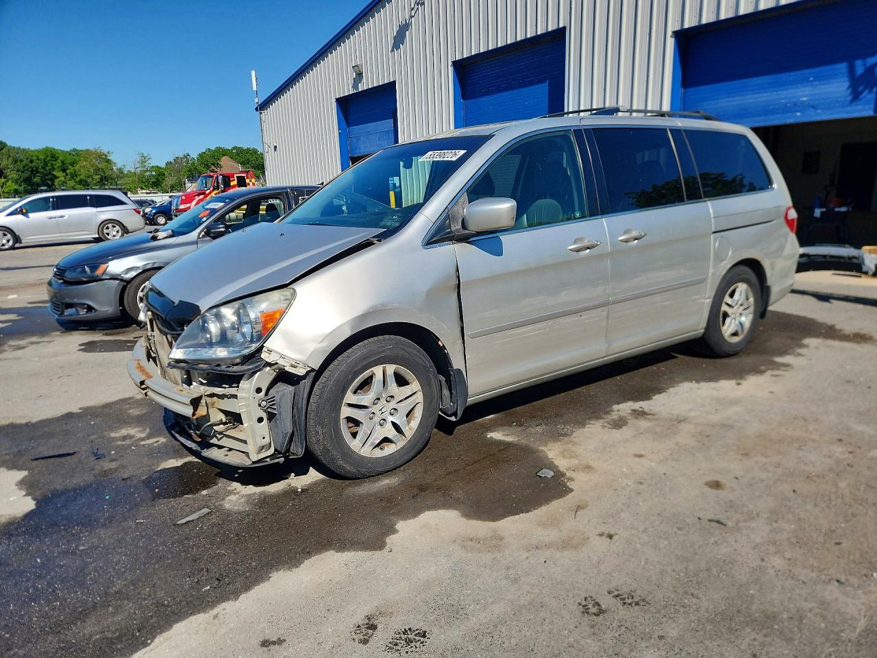 Salvage Honda Odyssey Image